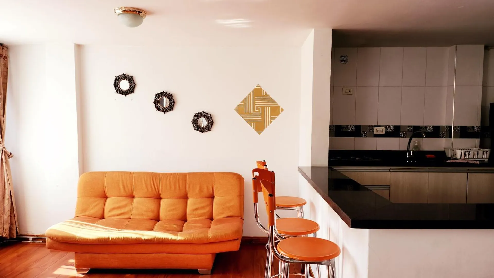 ***  Hotel Oporto 83 Bogotá Colombia
