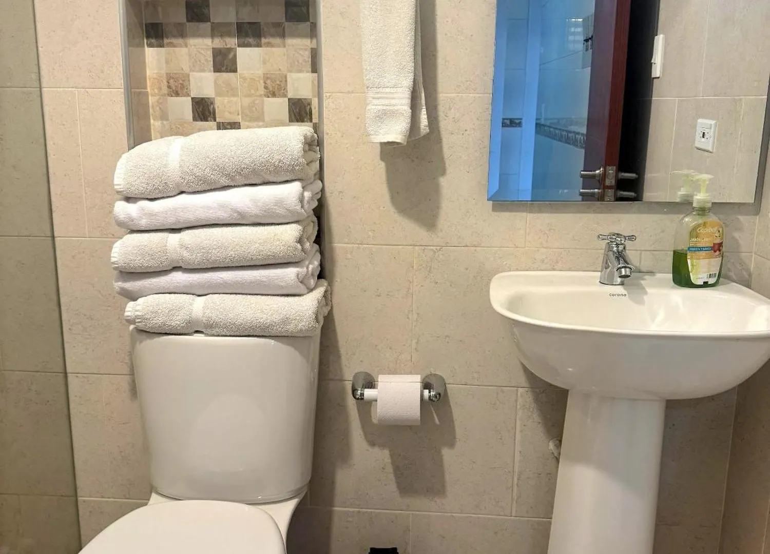 ***  Hotel Oporto 83 Bogotá Colombia