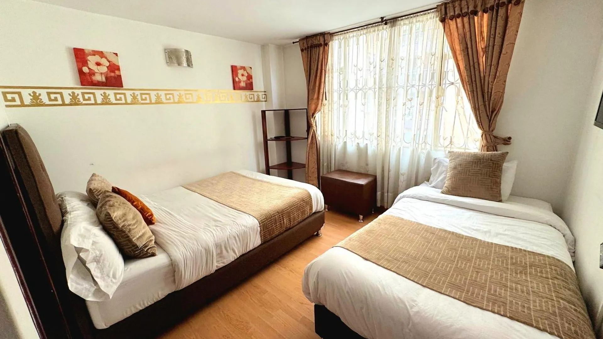 Hotel Oporto 83 Bogotá